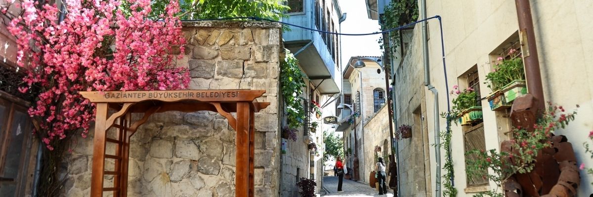 Gaziantep Bey Mahallesi Gezi Rehberi Tarihi Taş Evlerin Sırrı